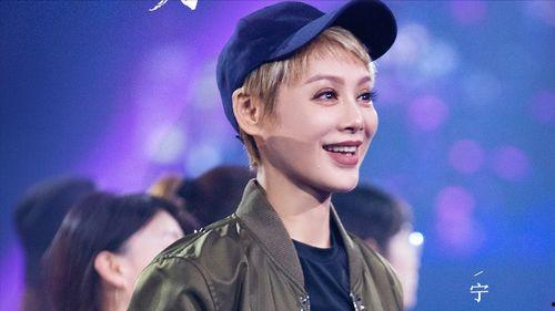 金姐爆料男歌手是谁啊视频,男歌手身份大曝光,视频爆料引发热议 第3张 金姐爆料男歌手是谁啊视频,男歌手身份大曝光,视频爆料引发热议 第3张